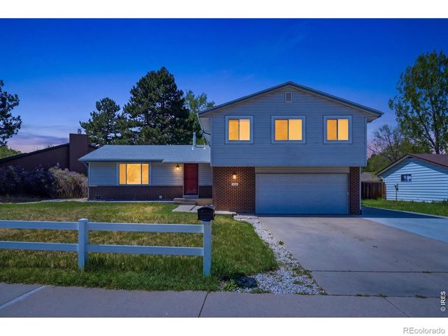 924 Wagonwheel Drive, Fort Collins, CO 80526
