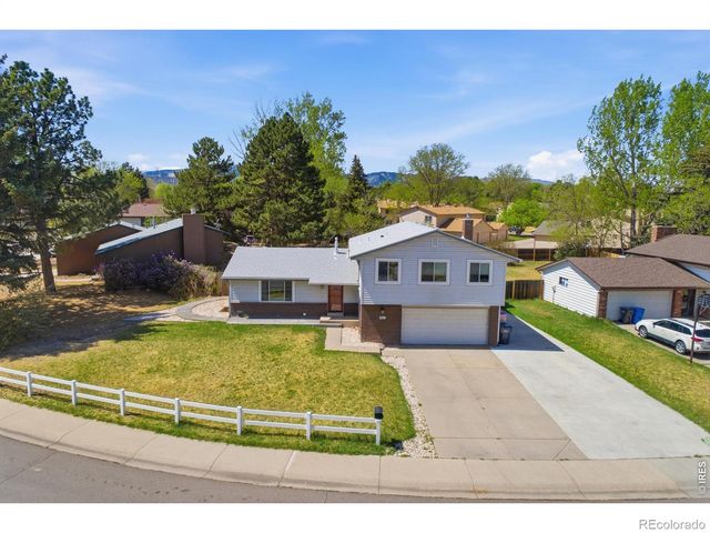 924 Wagonwheel Drive, Fort Collins, CO 80526