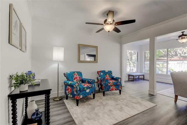 4105 W OAKELLAR AVENUE, Tampa, FL 33611