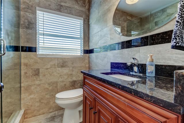 4105 W OAKELLAR AVENUE, Tampa, FL 33611