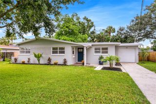 4105 W OAKELLAR AVENUE, Tampa, FL 33611