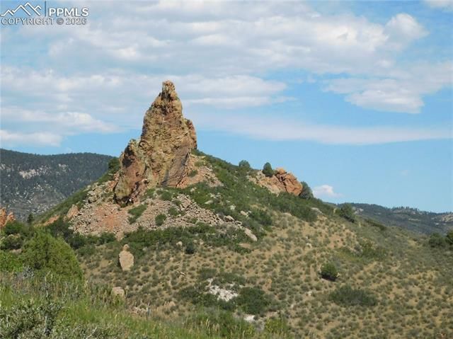 5760 Country Club Drive, Larkspur, CO 80118