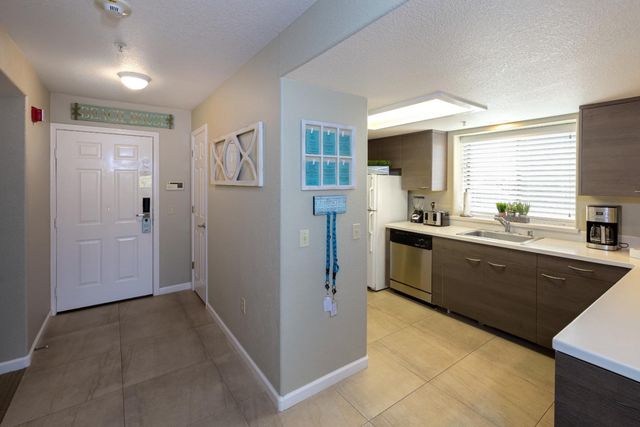 22 Seascape Resort Drive, Aptos, CA 95003