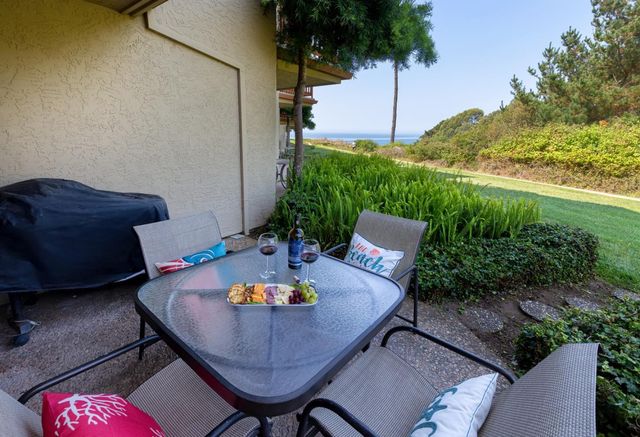 22 Seascape Resort Drive, Aptos, CA 95003