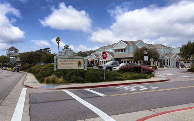 22 Seascape Resort Drive, Aptos, CA 95003