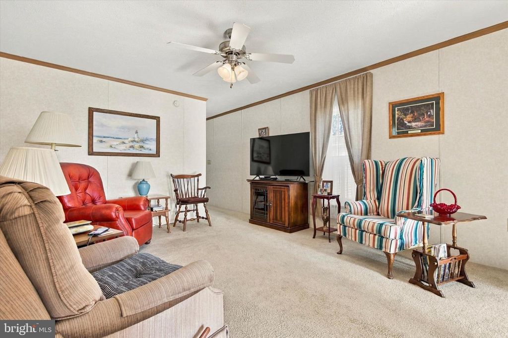 1045 PINE CIR, TELFORD, PA 18969 — photo 3
