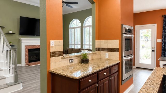 3513 Stone Creek Lane S, Fort Worth, TX 76137