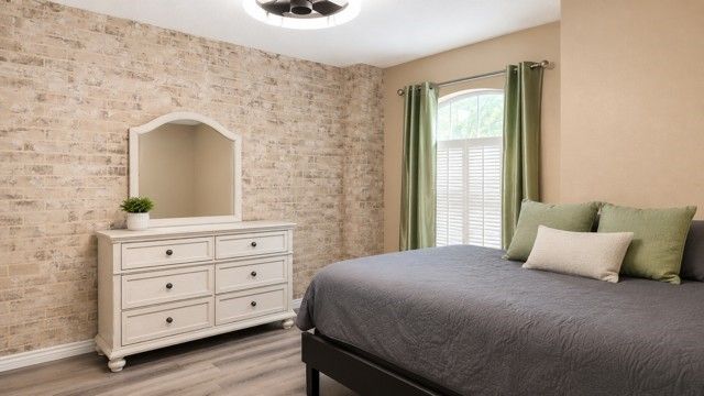 3513 Stone Creek Lane S, Fort Worth, TX 76137