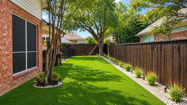 3513 Stone Creek Lane S, Fort Worth, TX 76137