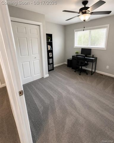34024 Glenview Drive, Farmington, MI 48335