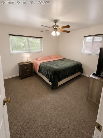 34024 Glenview Drive, Farmington, MI 48335