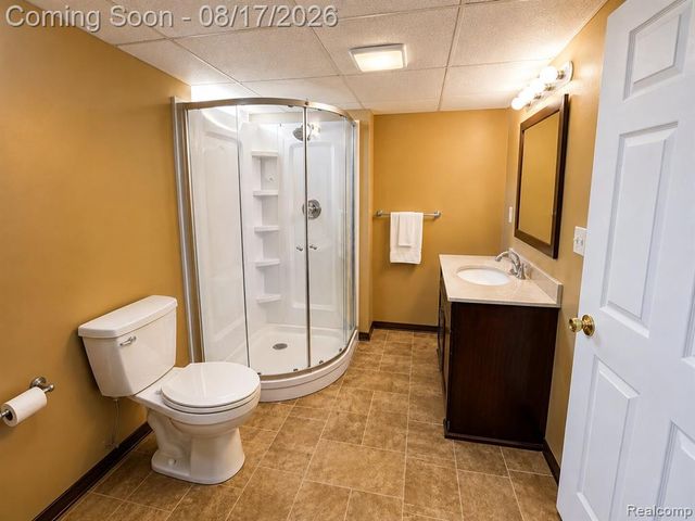 34024 Glenview Drive, Farmington, MI 48335