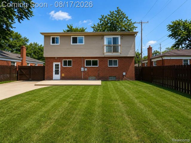 34024 Glenview Drive, Farmington, MI 48335
