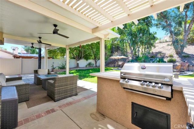 13105 Fescue Court, Corona, CA 92883