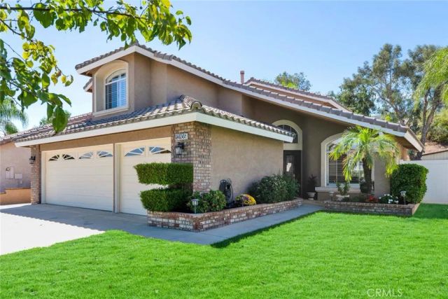 13105 Fescue Court, Corona, CA 92883
