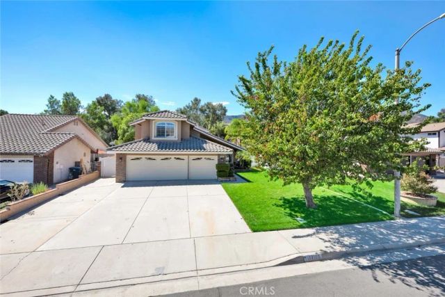 13105 Fescue Court, Corona, CA 92883