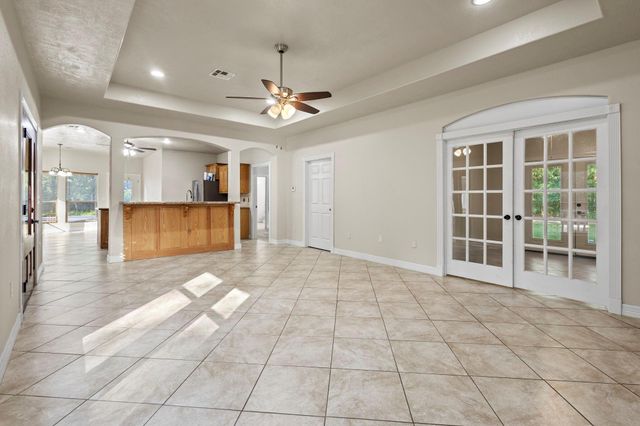 620 Easterwood Street, Vidor, TX 77662