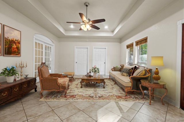 620 Easterwood Street, Vidor, TX 77662