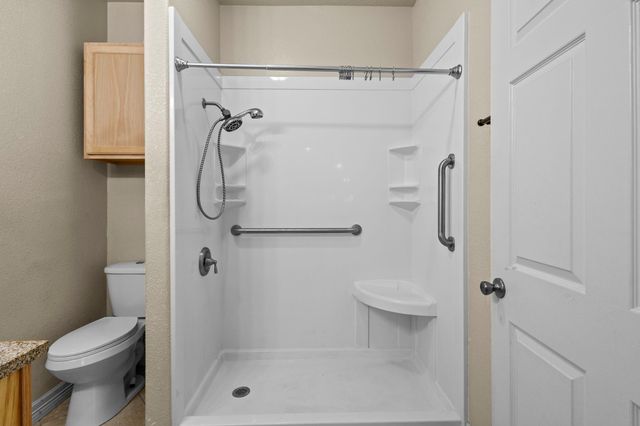 620 Easterwood Street, Vidor, TX 77662