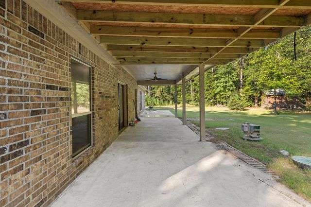 620 Easterwood Street, Vidor, TX 77662