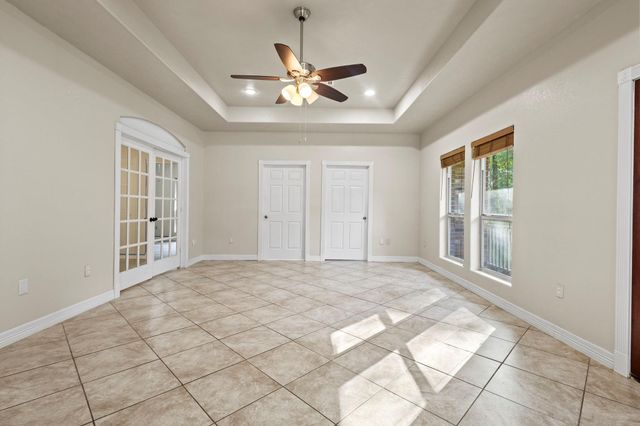 620 Easterwood Street, Vidor, TX 77662