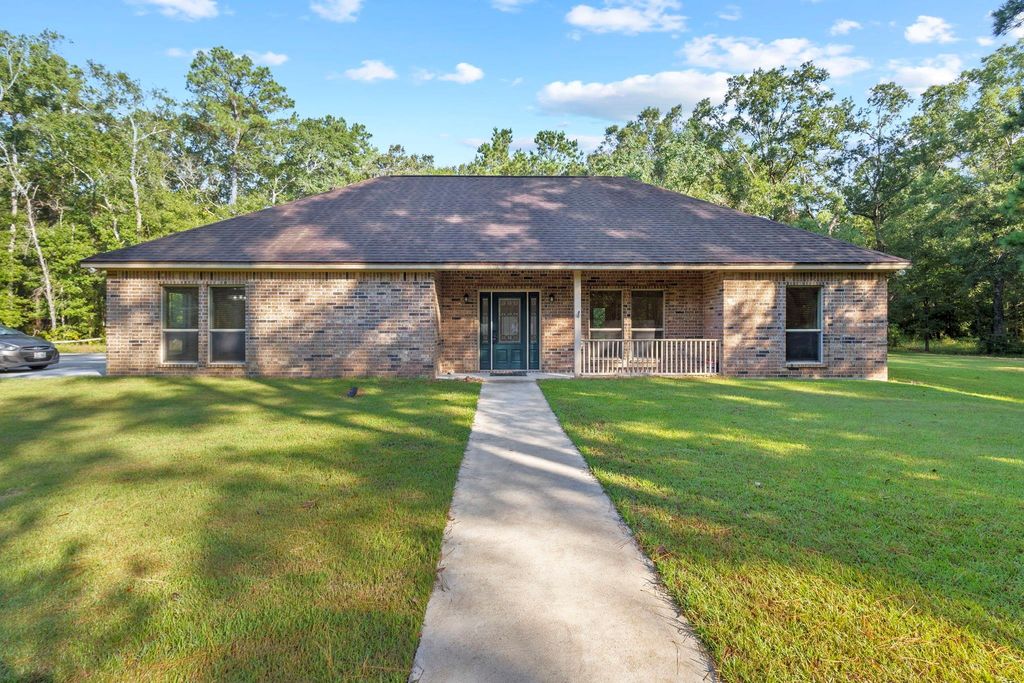 620 Easterwood Street, Vidor, TX 77662