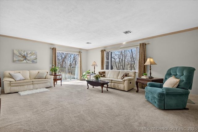 1800 Polaris Drive, Bartlesville, OK 74006