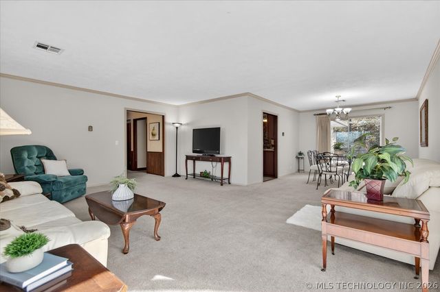 1800 Polaris Drive, Bartlesville, OK 74006