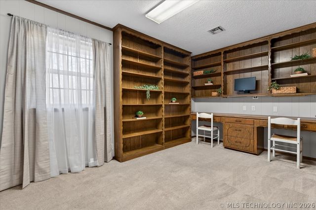 1800 Polaris Drive, Bartlesville, OK 74006