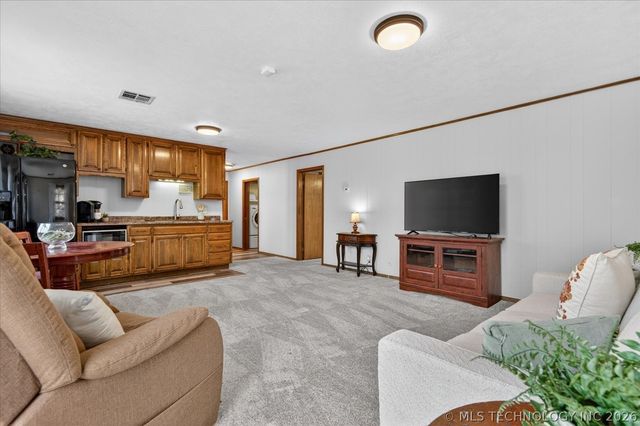 1800 Polaris Drive, Bartlesville, OK 74006