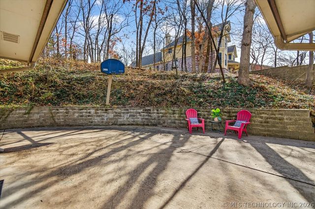 1800 Polaris Drive, Bartlesville, OK 74006