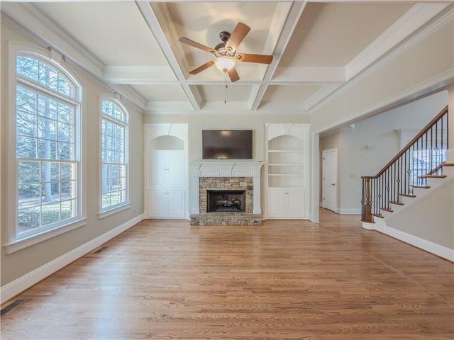 792 Grassmeade Way, Snellville, GA 30078