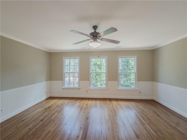 792 Grassmeade Way, Snellville, GA 30078