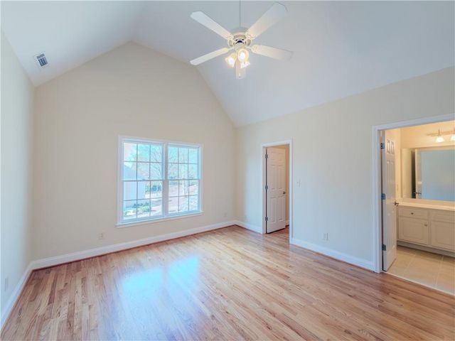 792 Grassmeade Way, Snellville, GA 30078