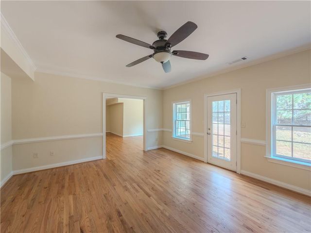 792 Grassmeade Way, Snellville, GA 30078
