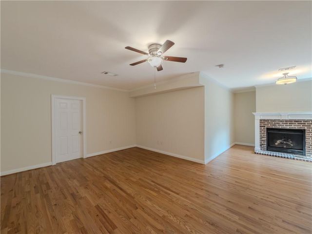 792 Grassmeade Way, Snellville, GA 30078
