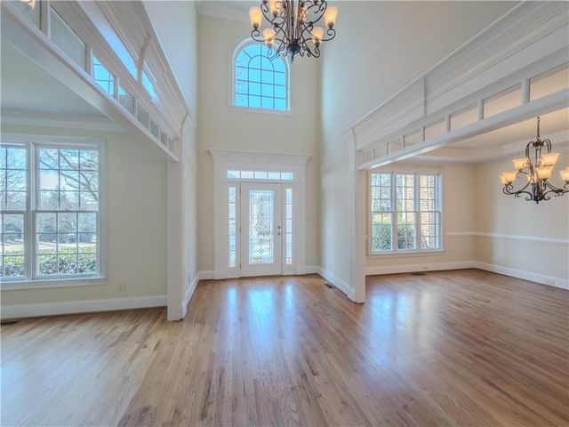 792 Grassmeade Way, Snellville, GA 30078