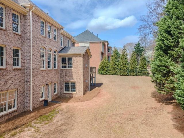 792 Grassmeade Way, Snellville, GA 30078