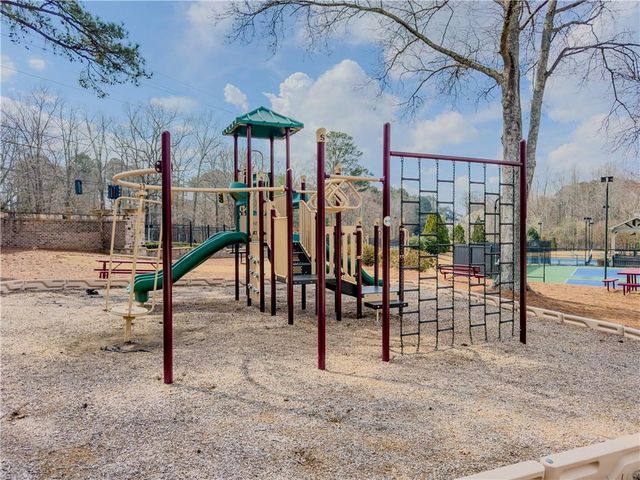 792 Grassmeade Way, Snellville, GA 30078