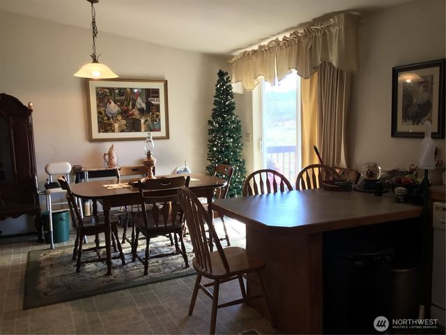 236 Tryon Road, Onalaska, WA 98570