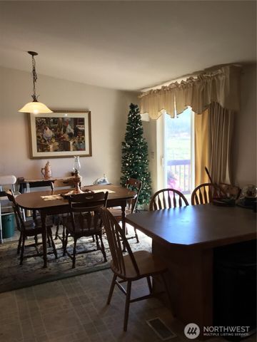 236 Tryon Road, Onalaska, WA 98570