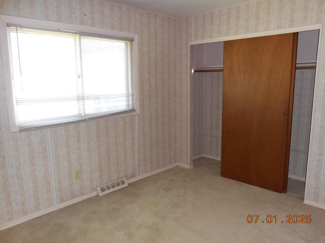 6813 Tyler Street, Merrillville, IN 46410