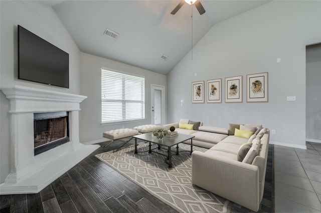 925 Lake Cypress Lane, Little Elm, TX 75068