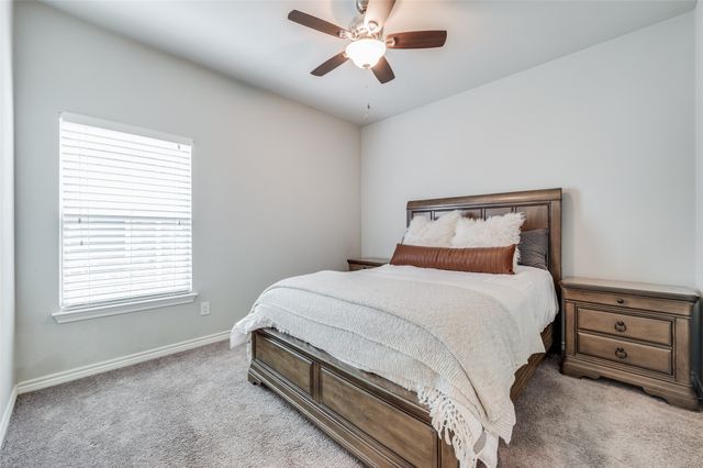 925 Lake Cypress Lane, Little Elm, TX 75068