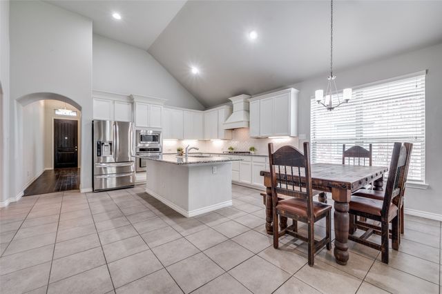 925 Lake Cypress Lane, Little Elm, TX 75068