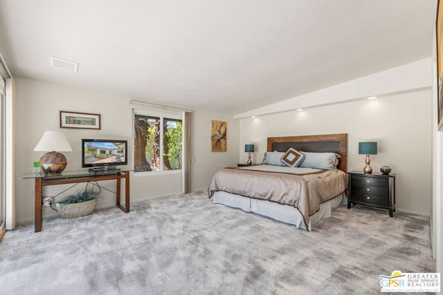 1120 S Calle De Maria, Palm Springs, CA 92264