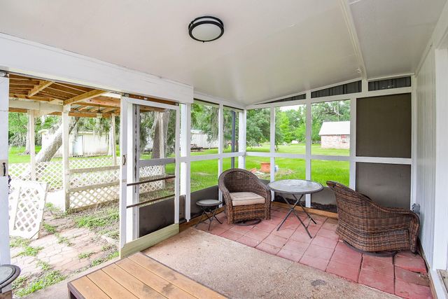 2847 County Road 510a, Brazoria, TX 77422