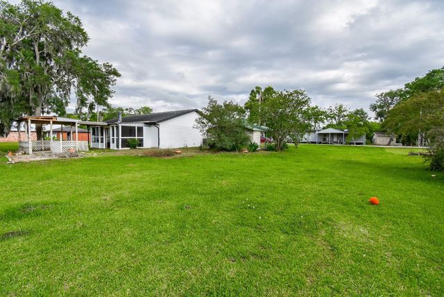 2847 County Road 510a, Brazoria, TX 77422