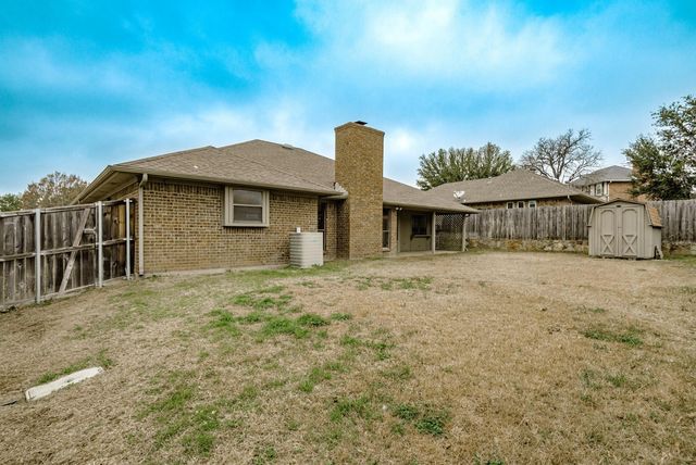 3100 Green Country Court, Bedford, TX 76021