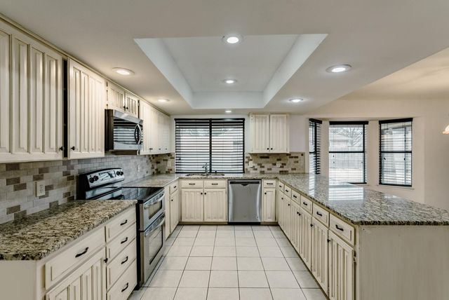 3100 Green Country Court, Bedford, TX 76021